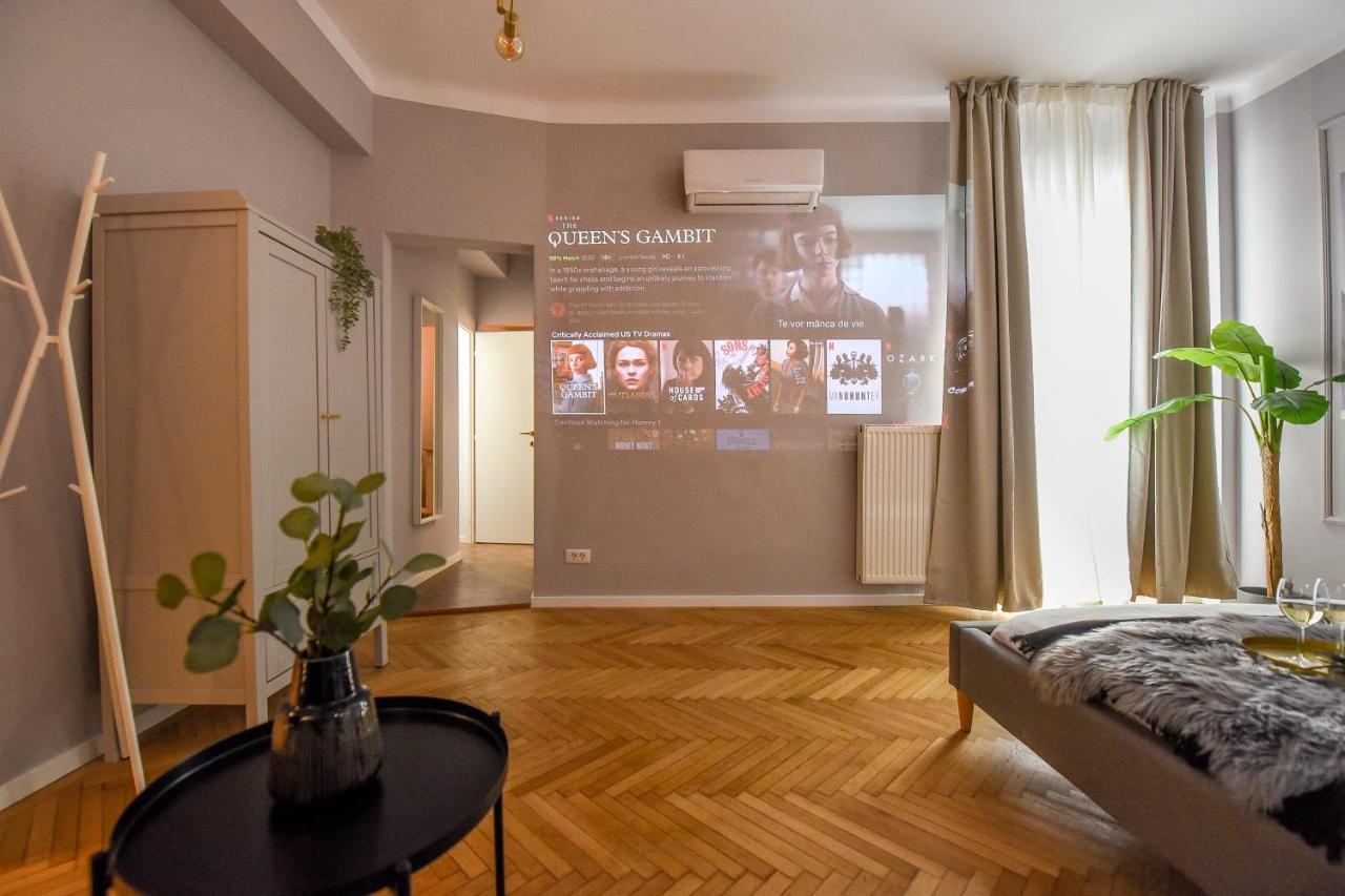 Modern Stay - Central Studios With Wall Projector Near Radisson Бухарест Экстерьер фото